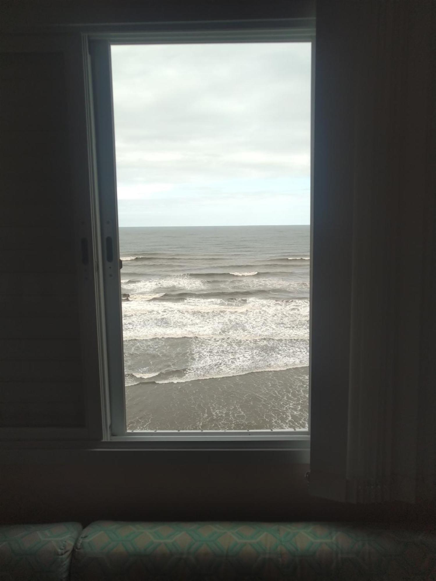 Apartamento Frente Mar Pe Na Areia Praia Grande (Santos) Exterior foto