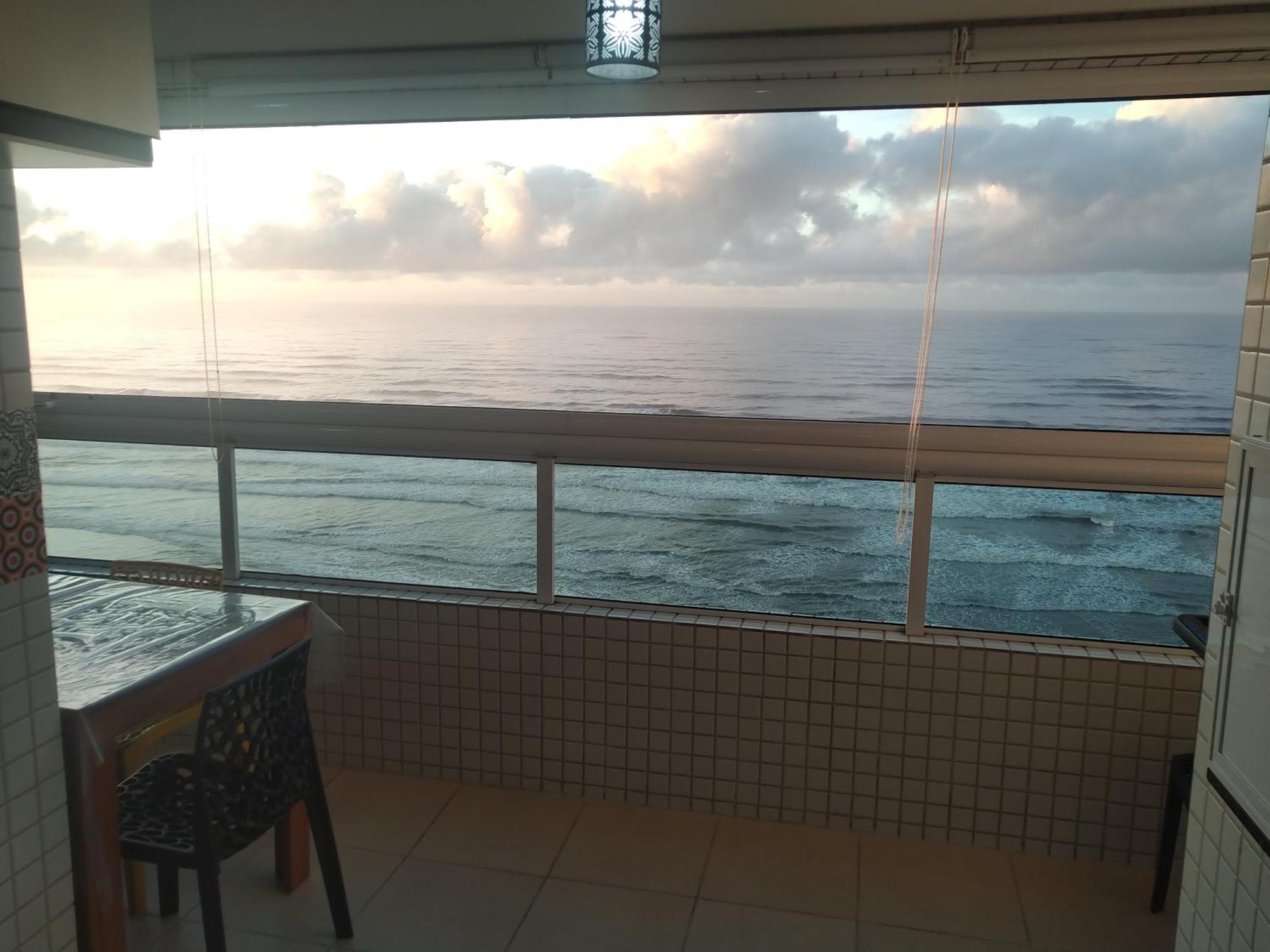 Apartamento Frente Mar Pe Na Areia Praia Grande (Santos) Exterior foto